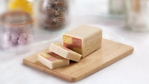 Rachel recreates this classic favourite, make it the star of an afternoon tea party in yours!