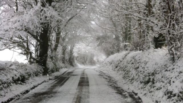 Jonathan McCarthy also took this photo of a snowy laneway in Lismire
