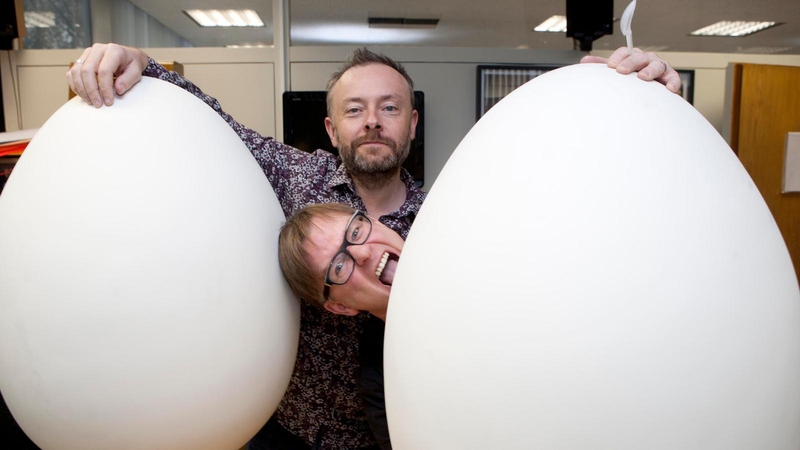 Rick O'Shea and Cormac Battle with last year's eggcellent Jack & Jill Foundation challenge.