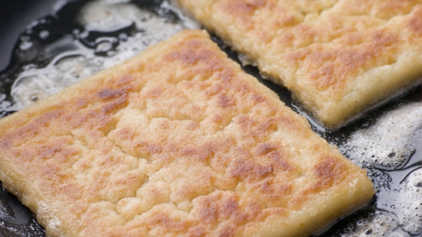 Sausage and red onion soda farls