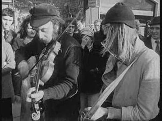 Buskers on Grafton St 1974