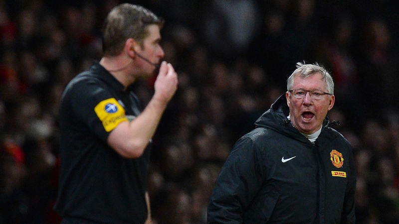 Alex Ferguson offers his opinion to a linesman