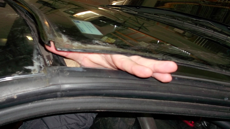 The committee heard that the windscreen of a modern car now accounts for up to 30% of the structural integrity of the vehicle