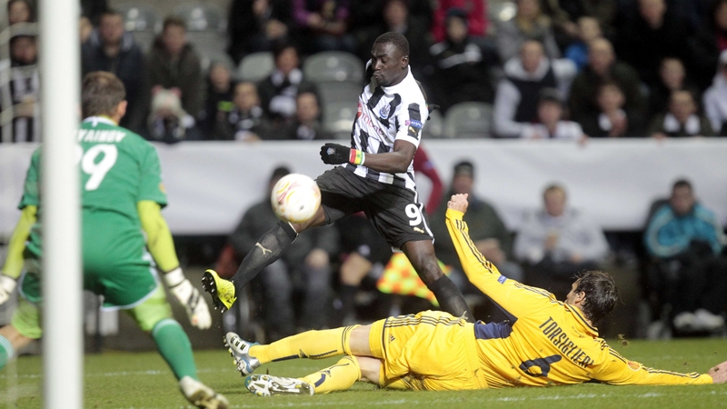Papiss Cisse had two goals disallowed against Kharkiv
