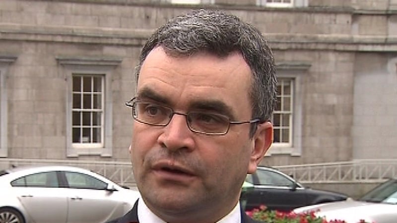 Dara Calleary said a 'hard border, with its infrastructure, is something which we cannot tolerate'