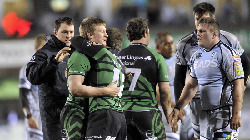 Connacht duo Eoin Griffin & Brian Murphy celebrate victory at the final whistle