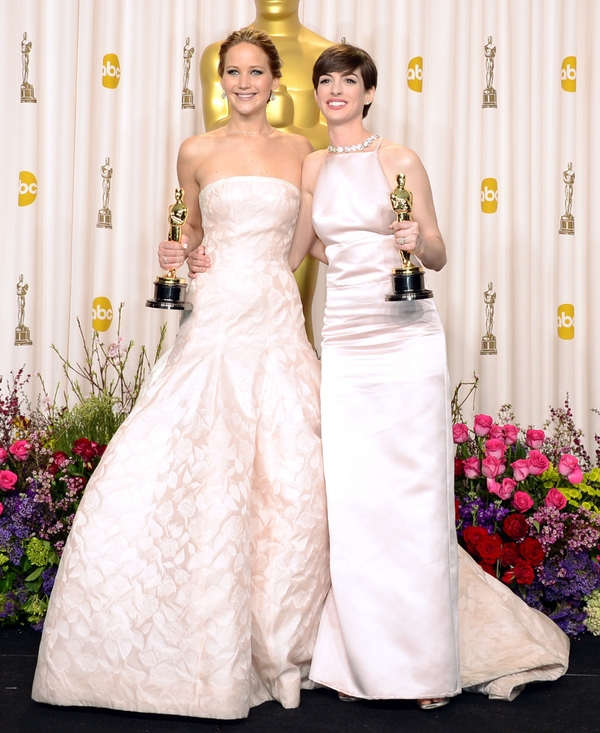 Pastels and metallics rule the Oscars red carpet