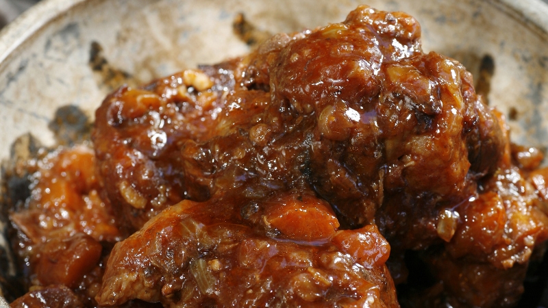 Slow Cooked Oxtail with Pasta