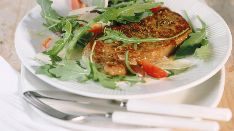 Marinated Sirloin of Beef on Rocket with Chargrilled Lemon and Shaved Parmesan