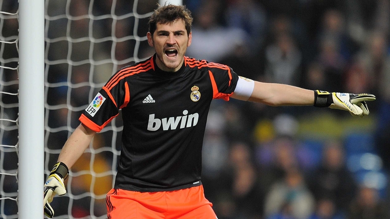 Iker Casillas set to remain and fight for place at Real