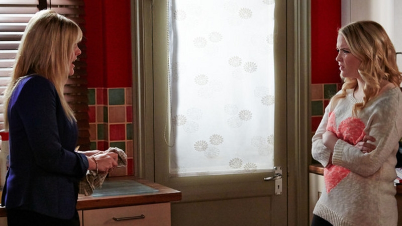 Tanya realises Abi is sleeping with Jay