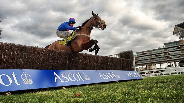 Cue Card's form figures at Aintree read 1222