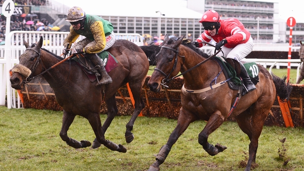 Ted Veale (l) was even-money favourite. (File picture)