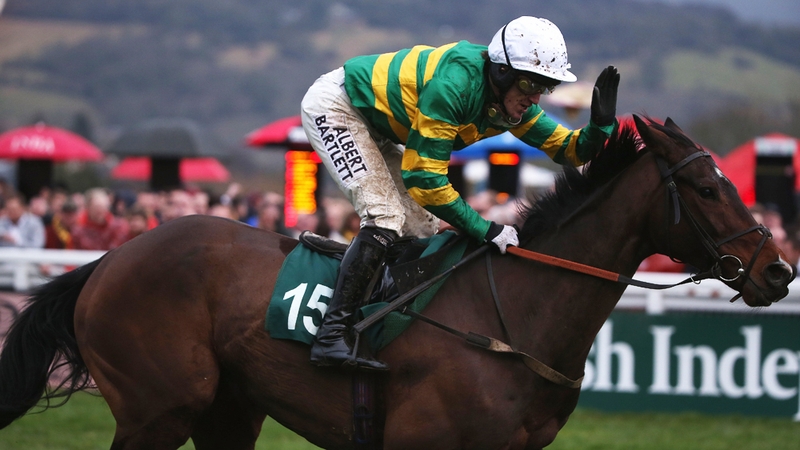 Tony McCoy partners City Slicker for the first time in the Ladbroke