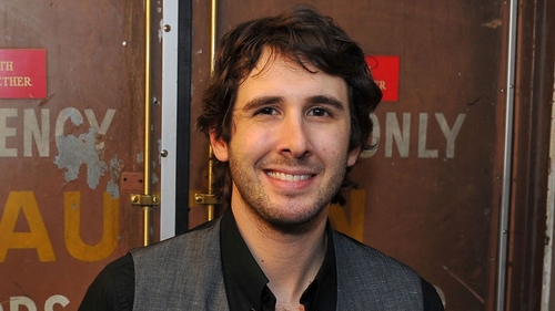 Josh Groban to perform on Dancing with the Stars