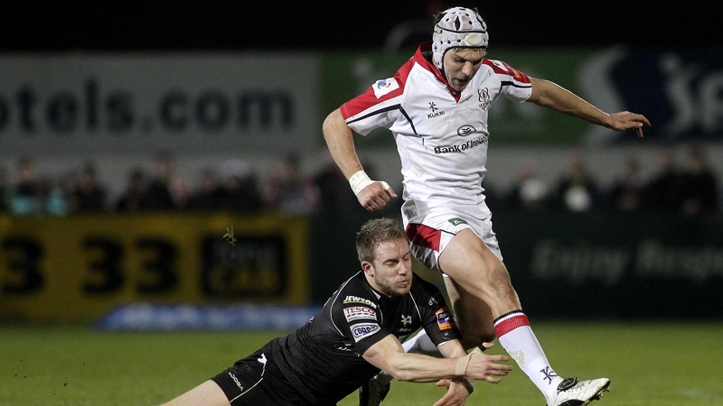 Michael Allen sign a deal with his home province until 2015