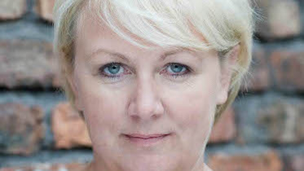 Eileen has an ultimatum for Paul