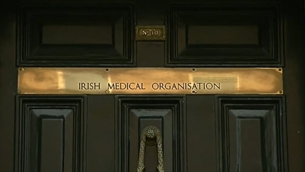 Up to now, public health specialists were not graded as consultants