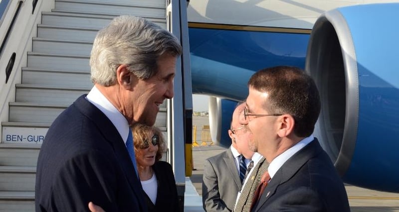 US Secretary of State greeted by the US ambassador to Israel