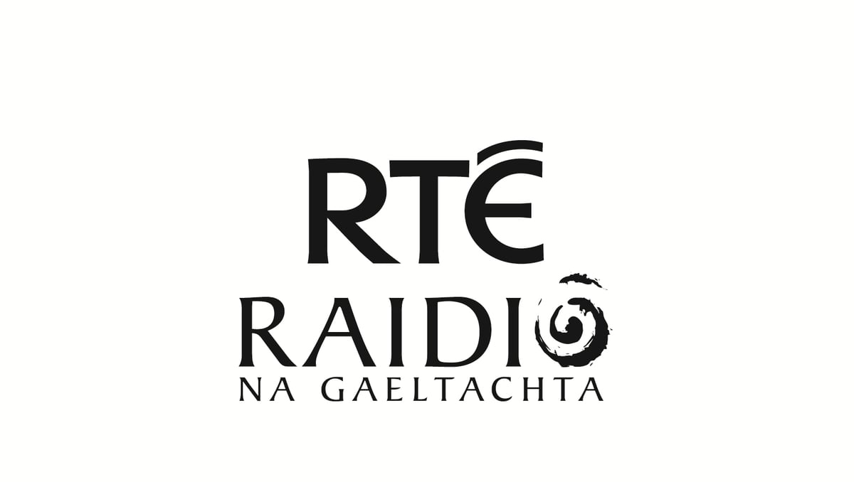 Cian Ó Gríofa, podchraoltóir. 