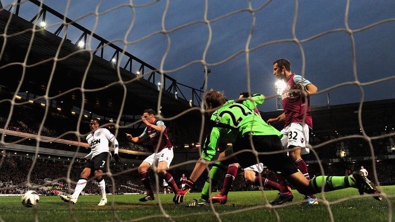 Antonio Valencia scores the equalising goal last night
