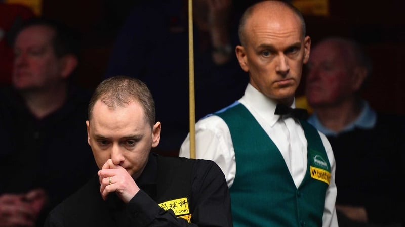 The contest between Graeme Dott (l) and Peter Ebdon lasted seven hours, 18 minutes and 26 seconds over three sessions