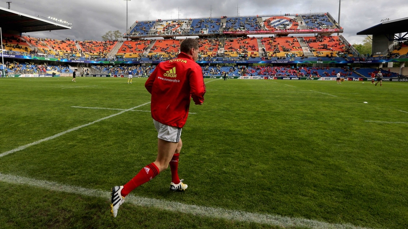 Ronan O’Gara: 'I’d be flattered with something like that. Munster is a great team but I’m just eight months into a two-year deal in Racing Metro'