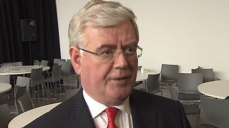 Tánaiste Eamon Gilmore said the minister explained the situation to the Dáil last night and had apologised
