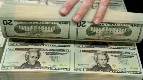 Dollar falls against the yen and euro in hectic trade today