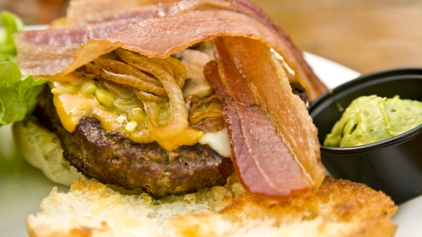 Burgers with Guacamole and Crispy Bacon and Cucumb