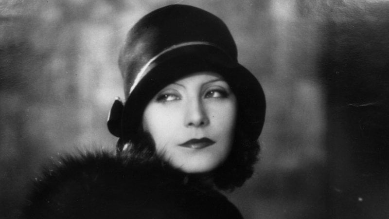 Greta Garbo - thug cúl leis an gcáil lena príomháideacht a chosaint.