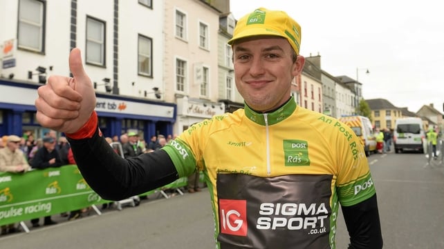 New yellow-jersey wearer Peter Hawkins