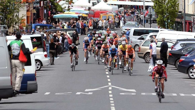 The leading group make their way through Kenmare, Co Kerry