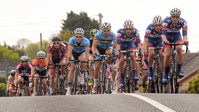 The peloton makes its way through Newbridge, Co. Kildare.