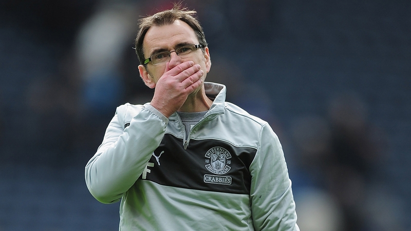 Pat Fenlon is under increased pressure at Hibernian
