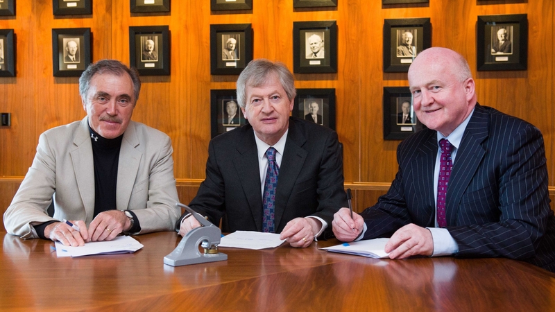 Seán Benton, Páraic Duffy and Barry O'Brien at the recent signing of the lease documents in Blanchardstown