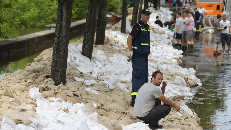 Magdeburg residents have been fighting rising water levels for a number of days