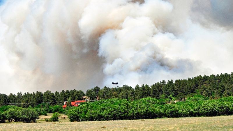 The blaze has spread across over 6,200 hectares of forested terrain