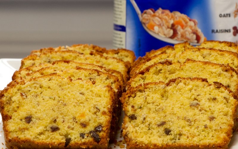 Muesli and Lemon Cake