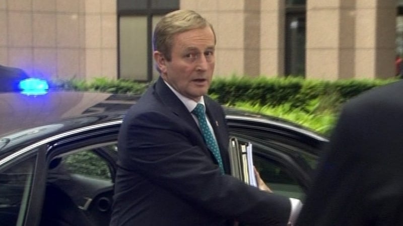 Sunday Independent/Millward Brown opinion poll suggests fall in support for Fine Gael, Labour and Seanad abolition with rise for Fianna Fáil and Sinn Féin