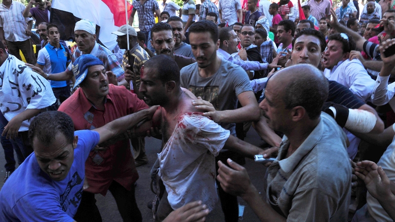 Violence between supporters and opponents of Egyptian president Mohammed Mursi has left one man dead and 70 injured