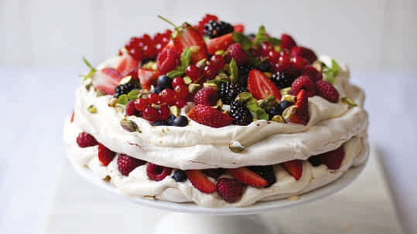 3 Perfect Pavlovas for Summer