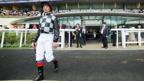 Frankie Dettori will miss the rest of the season with a broken ankle