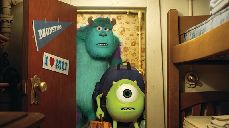 Mike and Sulley get acquainted with college