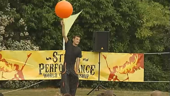 Street Performer (2006)