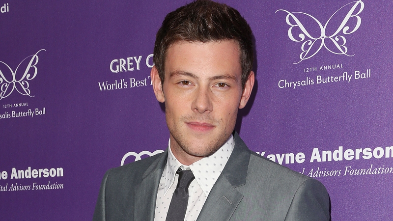 Glee premiere delayed over Cory Monteith death