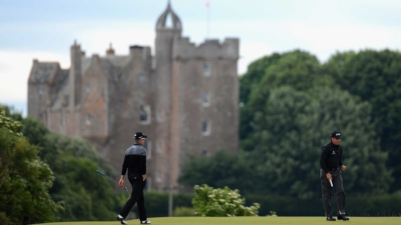 Phil Mickelson (r) moved up to fifth in the world rankings after his win in Scotland