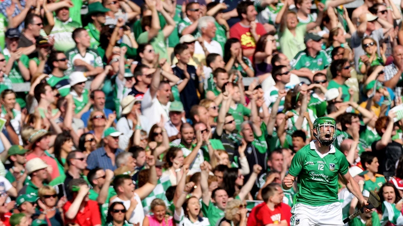 The Shannonsiders beat 14-man Cork by nine points