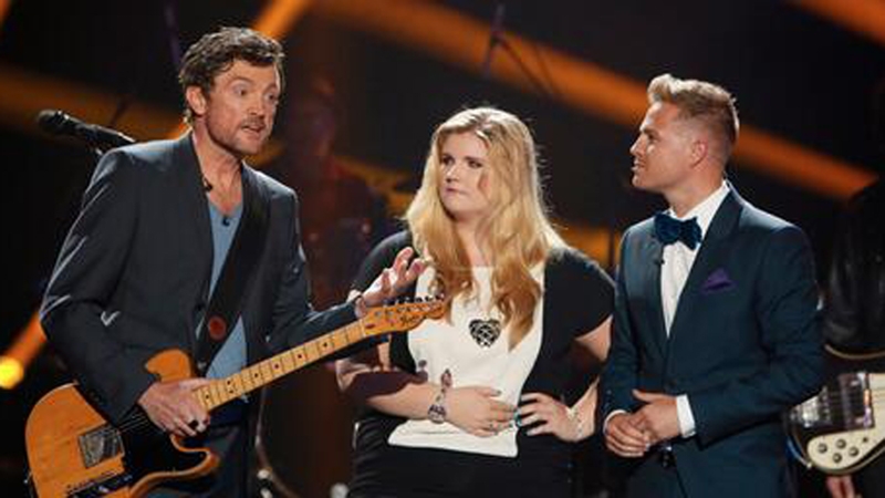 The Stunning and Alice Lynskey on The Hit