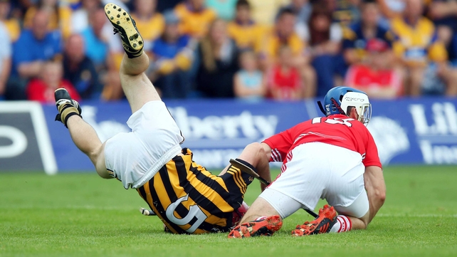 Luke O'Farrell of Cork clashes with Tommy Walsh of Kilkenny